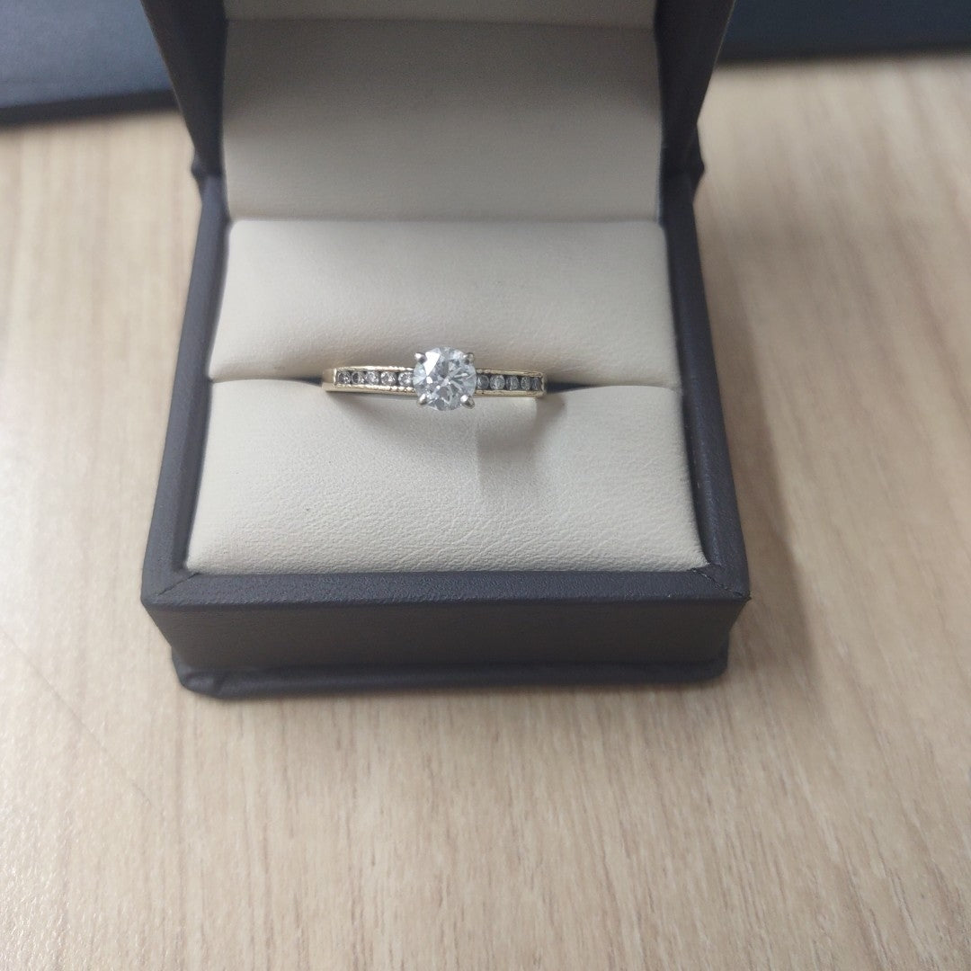 ANILLO ORO 14 K 2.6 GRMS (SEMINUEVO)