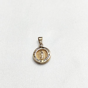 MEDALLA RELIGIOSA ORO 10 K 0.9 GRMS (SEMINUEVO)