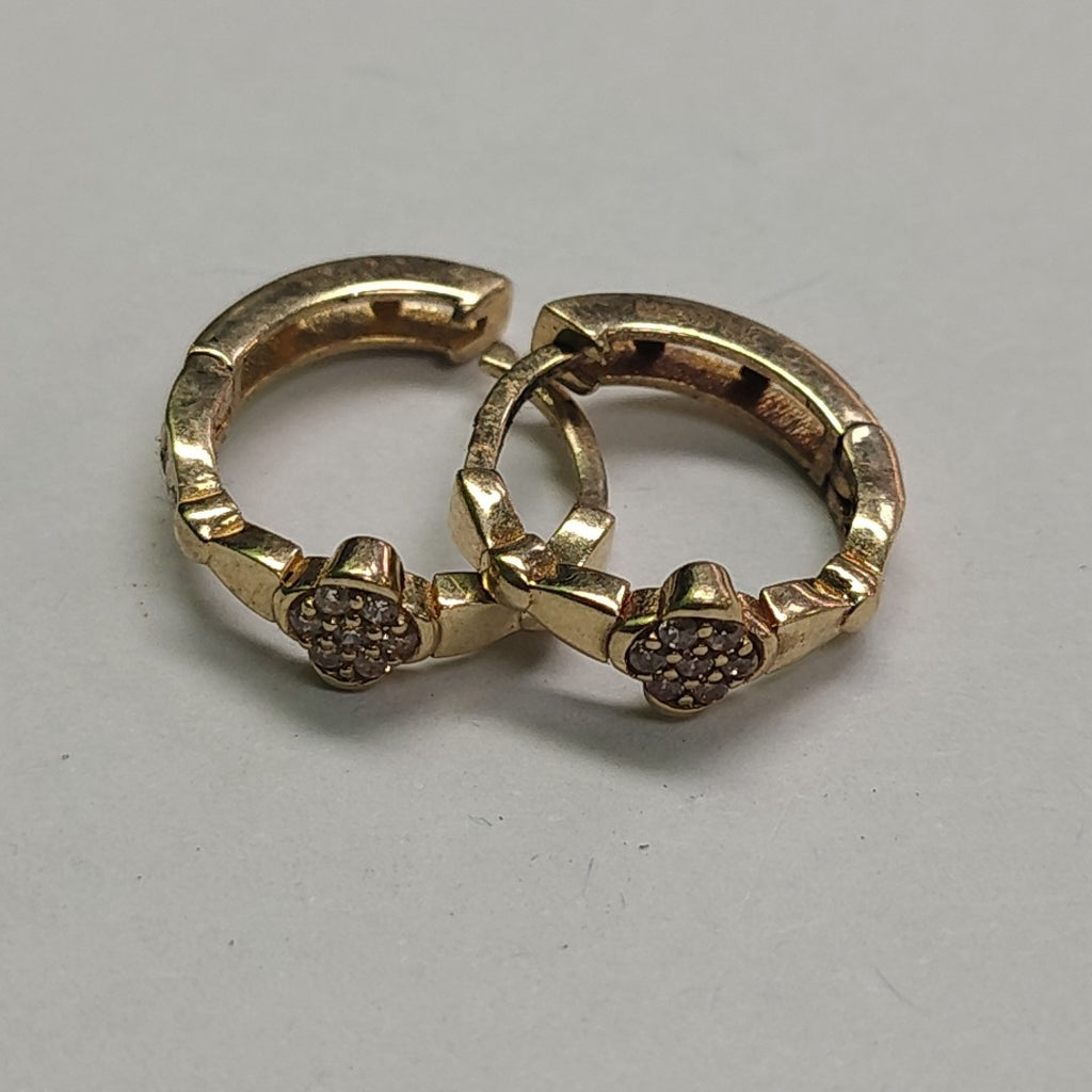 ARRACADAS PAR ORO 14 K 1.9 GRMS (SEMINUEVO)