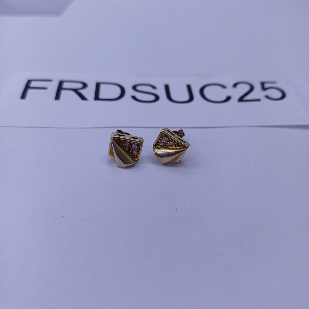 BROQUELES PAR ORO 14 K 2.2 GRMS (SEMINUEVO)