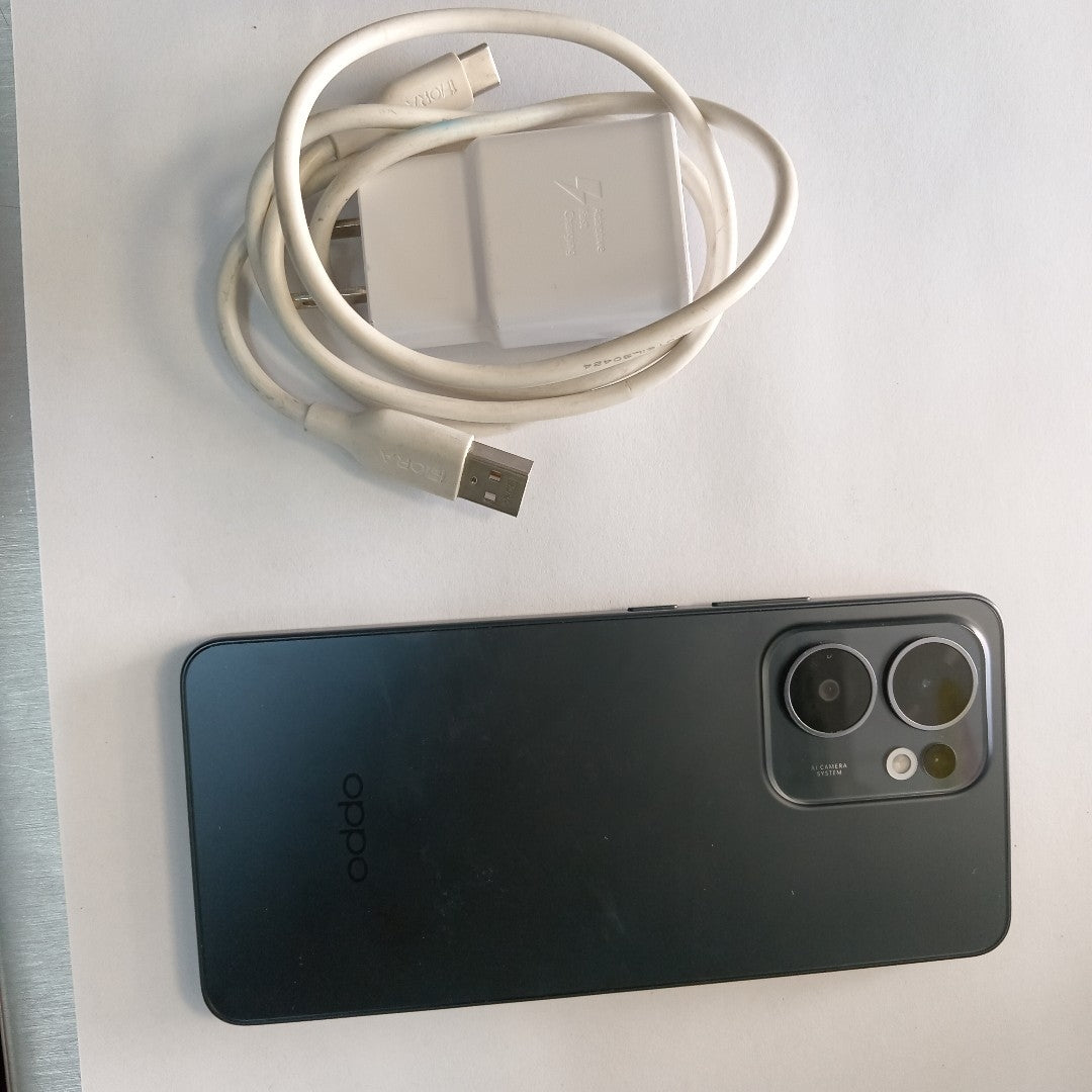 CELULAR OPPO  RENO 13F 5G CPH2699 (2025) 256 GB 12 GB RAM (SEMINUEVO)