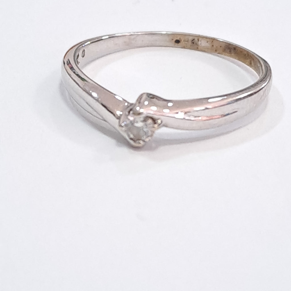 ANILLITO, SOLITARIO ORO, ORO BLANCO 14 K 2 GRMS (SEMINUEVO)