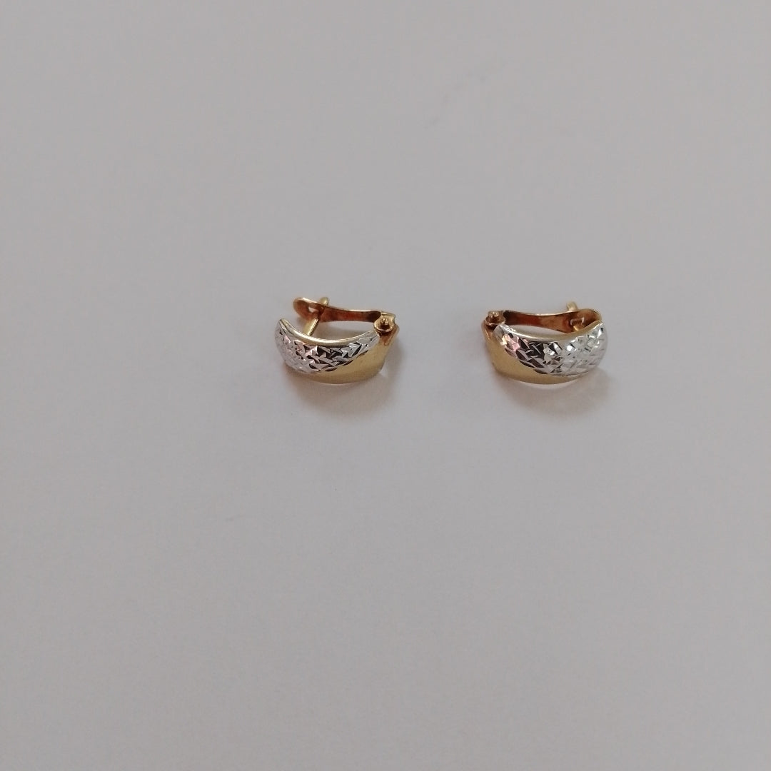 ARETES PAR ORO COMBINADO 10 K 1.3 GRMS (SEMINUEVO)