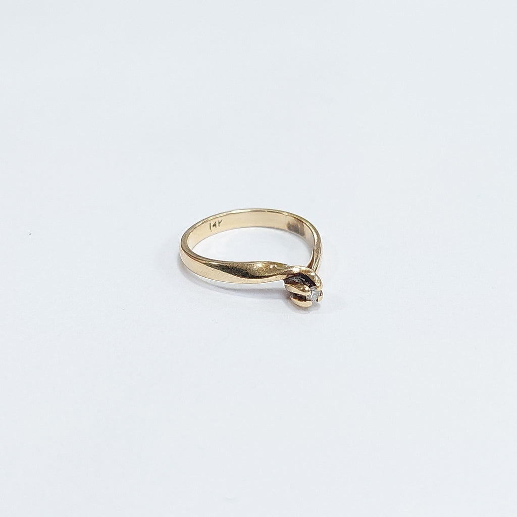 SOLITARIO ORO 14 K 2.1 GRMS (SEMINUEVO)