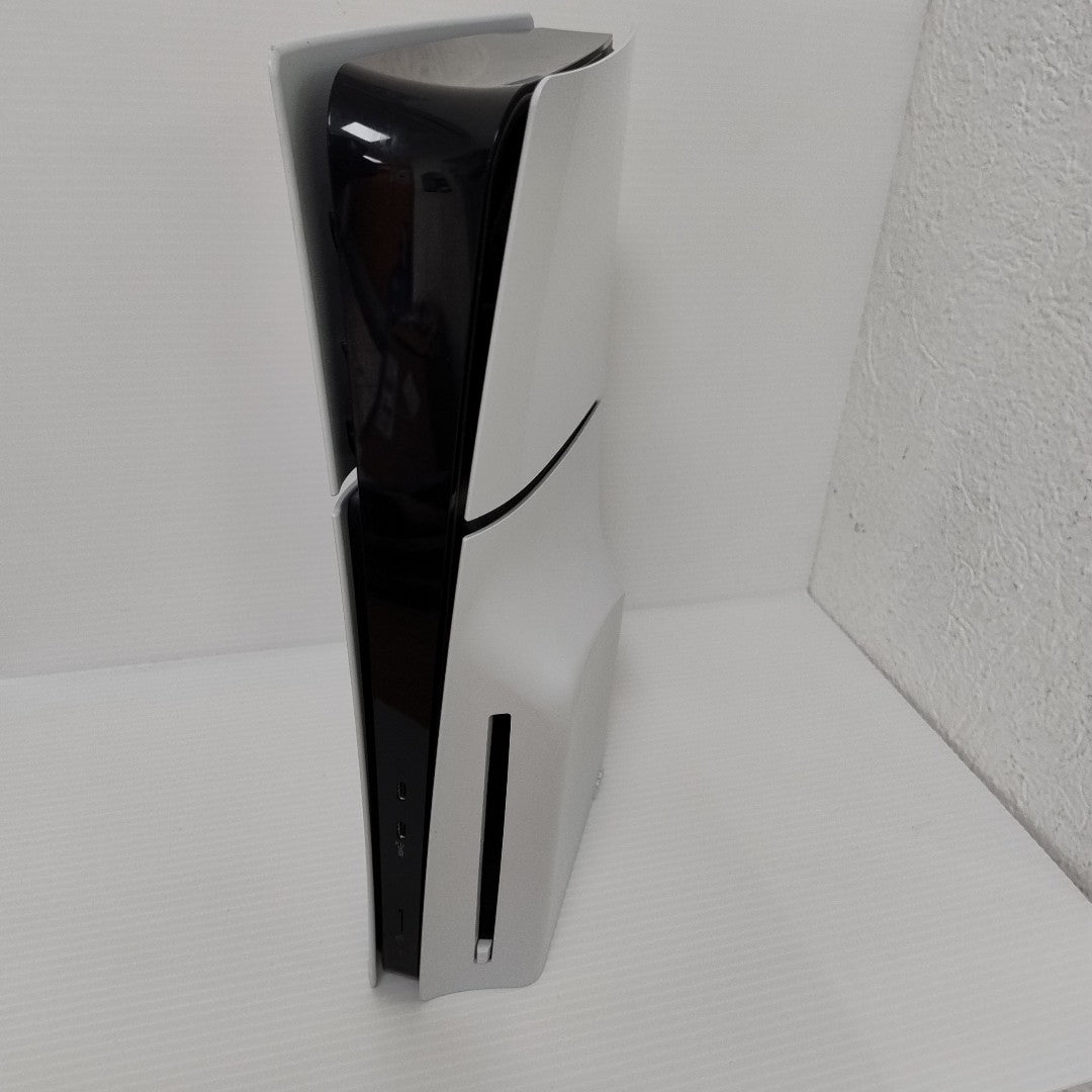 CONSOLA DE VIDEOJUEGO SONY PS5 SLIM 1 TB SSD (SEMINUEVO)