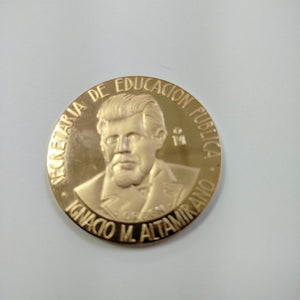 MEDALLA CONMEMORATIVA ORO 21 K 42,00 GRMS (SEMINUEVO)