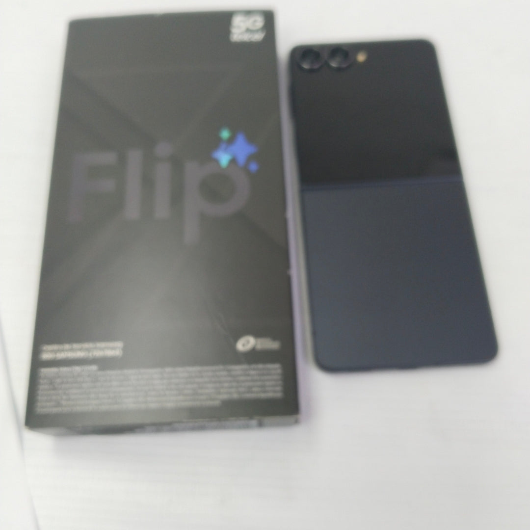 CELULAR SAMSUNG GALAXY Z FLIP 7 SM-F766B (2025) 512 GB 12 GB RAM (SEMINUEVO)