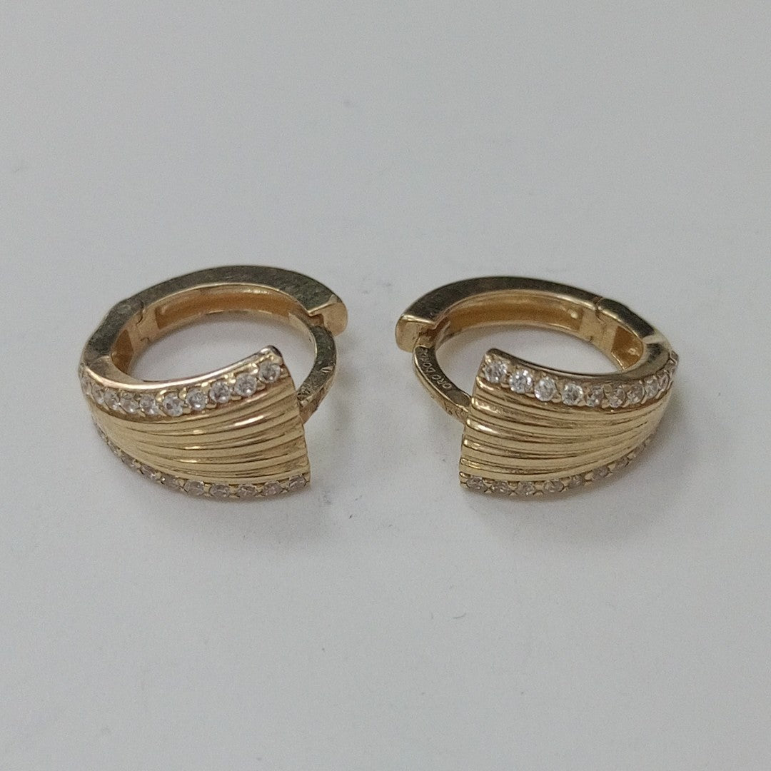 ARRACADAS PAR ORO 14 K 2.7 GRMS (SEMINUEVO)