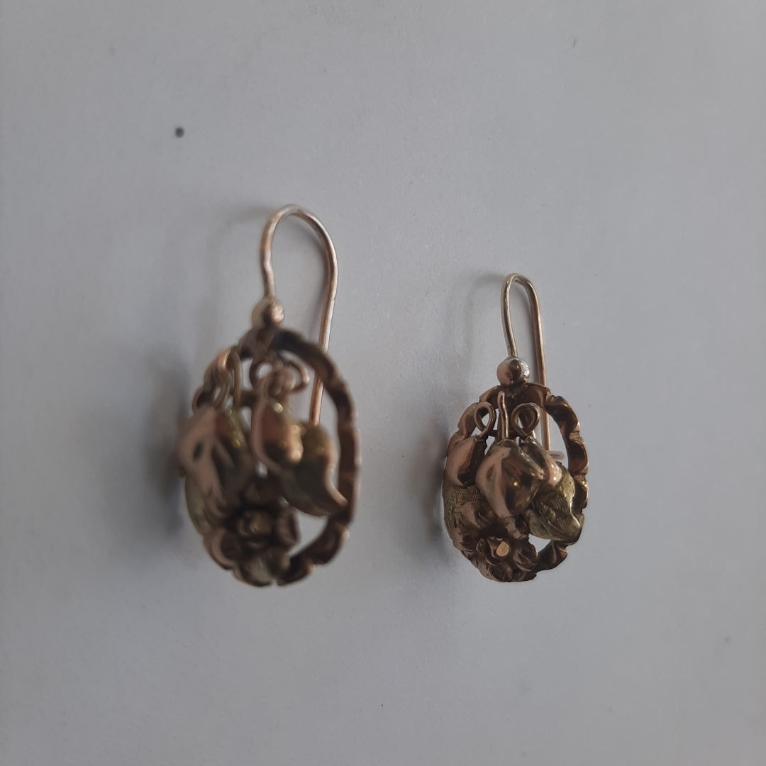 ARETES PAR ORO 8 K 2.1 GRMS (SEMINUEVO)