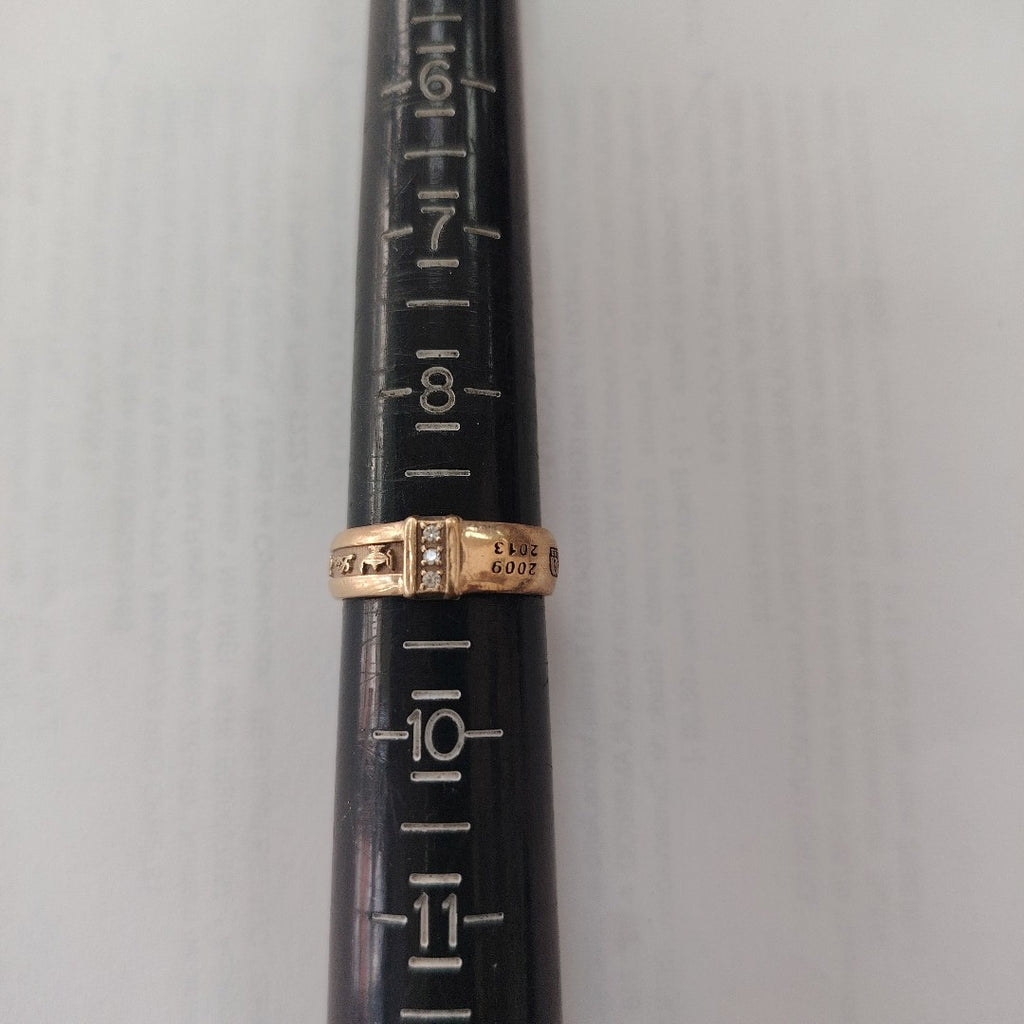 ANILLO DE GRADUACIÓN ORO 8 K 4.8 GRMS (SEMINUEVO)