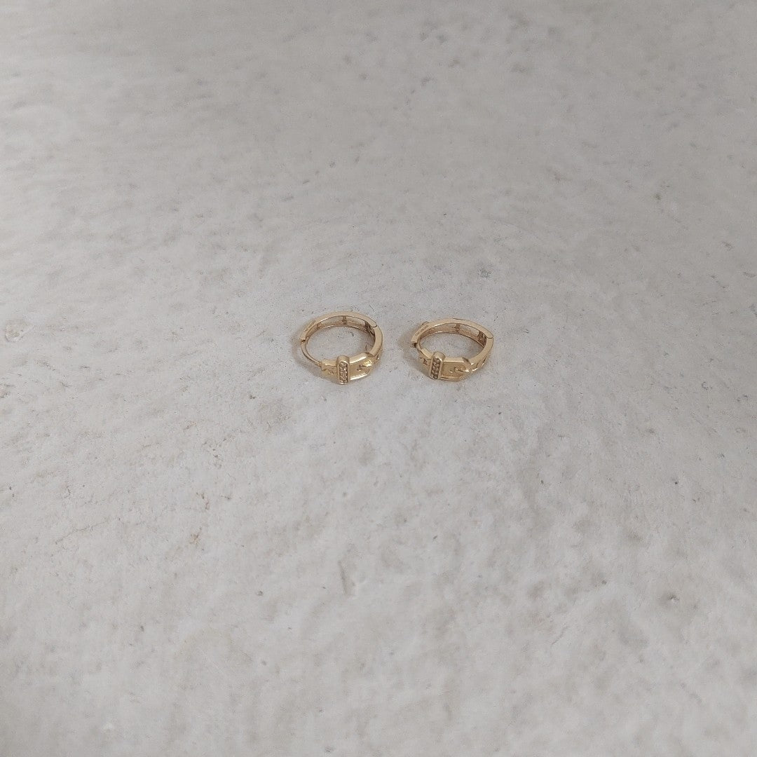 ARRACADAS PAR ORO 14 K 1.8 GRMS (SEMINUEVO)