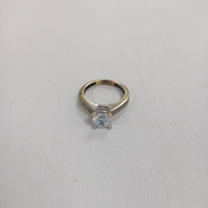 SOLITARIO ORO BLANCO 14 K 3.4 GRMS (SEMINUEVO)
