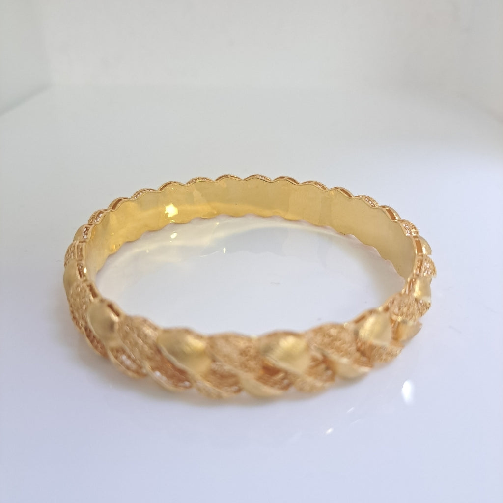 PULSERA RIGIDA ORO 18 K 15.5 GRMS (SEMINUEVO)