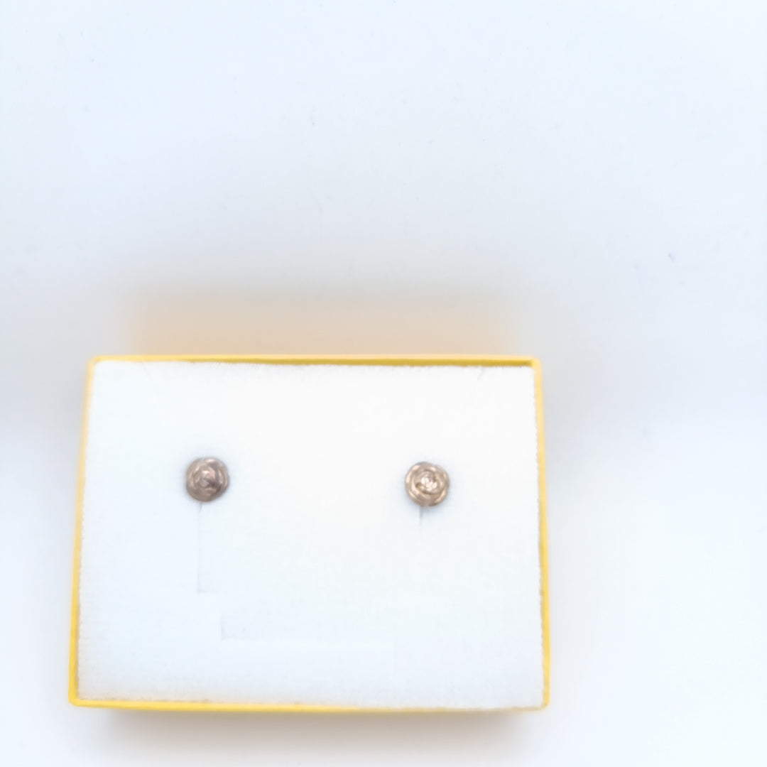 ARETES PAR ORO 8 K 1.6 GRMS (SEMINUEVO)