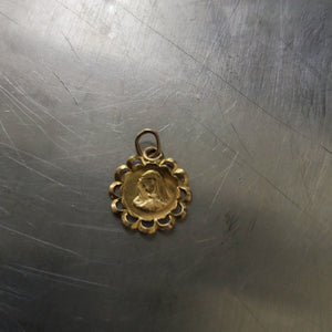DIJE ORO 14 K 1.1 GRMS (SEMINUEVO)