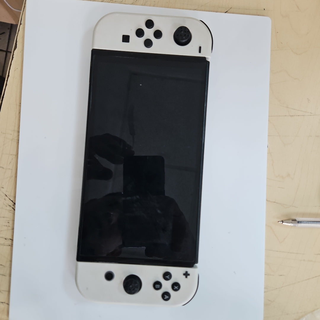 CONSOLA DE VIDEOJUEGO NINTENDO SWITCH OLED 64 GB (SEMINUEVO)