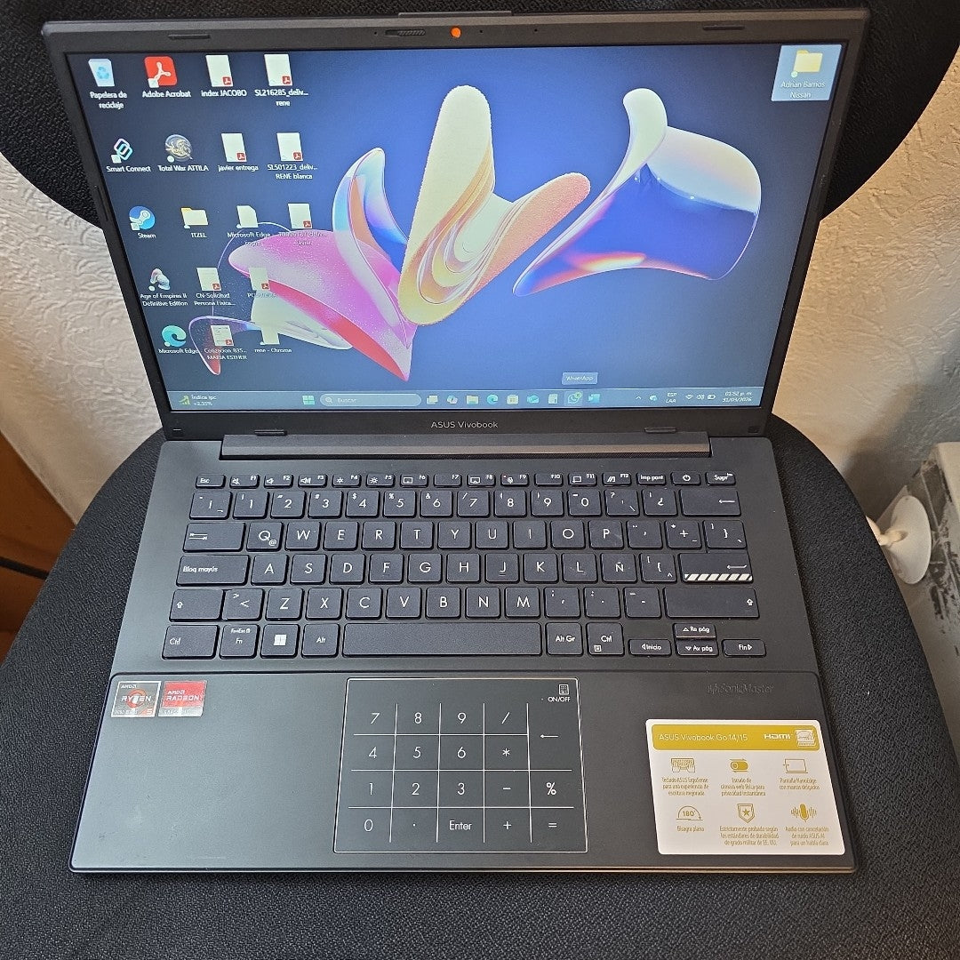 LAPTOP ASUS VIVOBOOK GO 14 E1404FA-NK341W (2024) 512 GB SSD 8 GB RAM (SEMINUEVO)