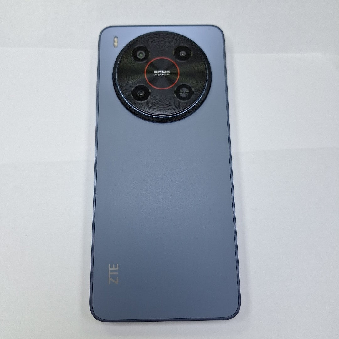 CELULAR ZTE BLADE V70 MAX Z2467 (2025) 256 GB 4 GB RAM (SEMINUEVO)