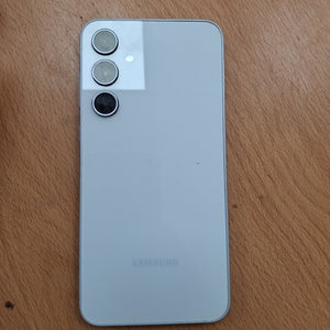 CELULAR SAMSUNG GALAXY A35 5G SM-A356E (2024) 128 GB 6 GB RAM (SEMINUEVO)