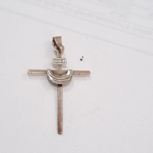 CRUZ,DIJE ORO 8 K 0,80 GRMS (SEMINUEVO)