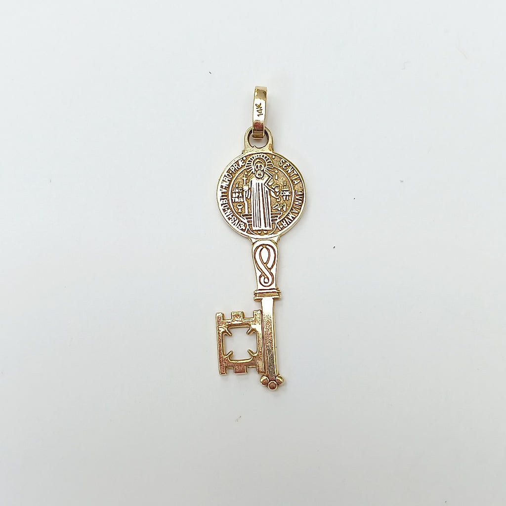 DIJE ORO 14 K 6.8 GRMS (SEMINUEVO)