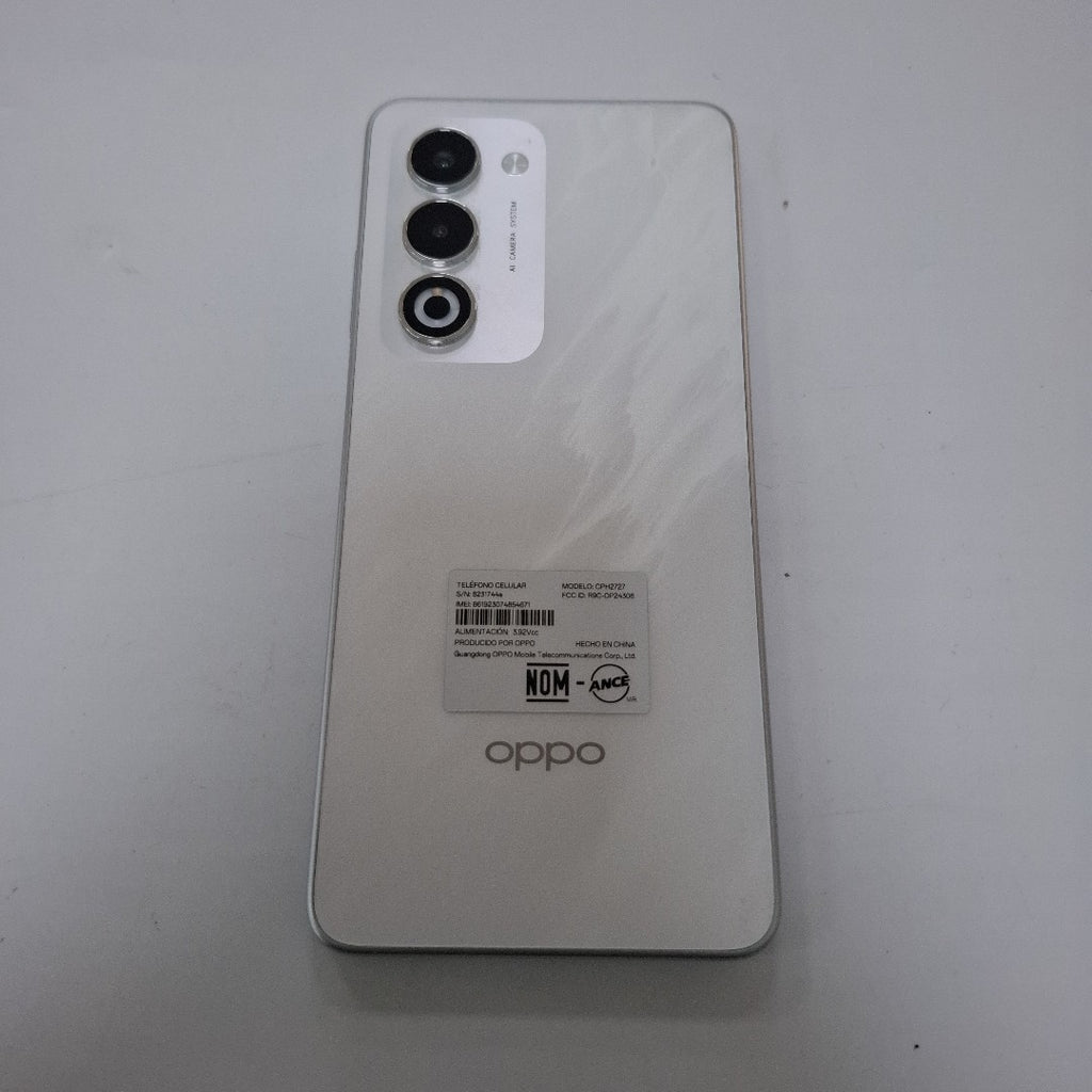 CELULAR OPPO  A5 CPH2727 (2025) 256 GB 4 GB RAM (SEMINUEVO)