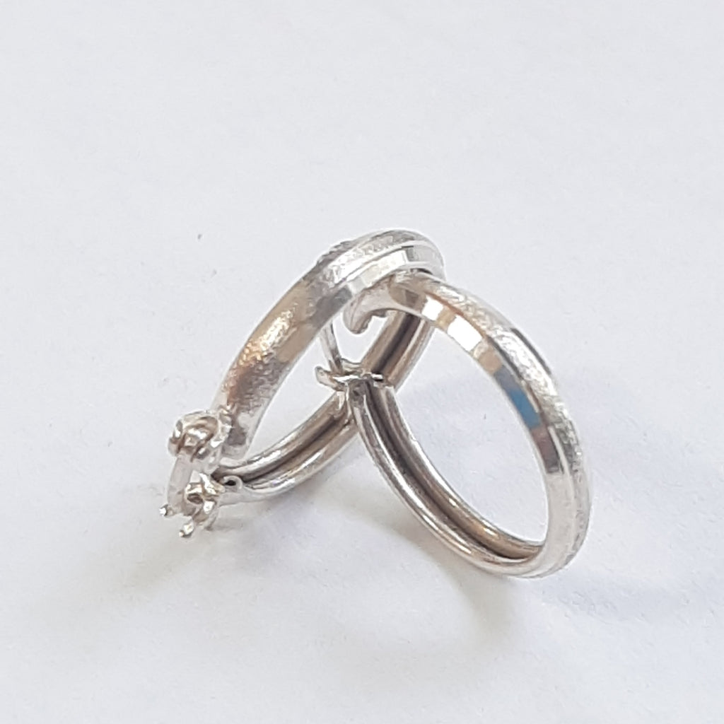 ARRACADAS PAR PLATA 2,20 GRMS (SEMINUEVO)