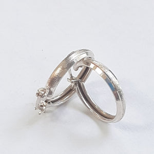 ARRACADAS PAR PLATA 2,20 GRMS (SEMINUEVO)