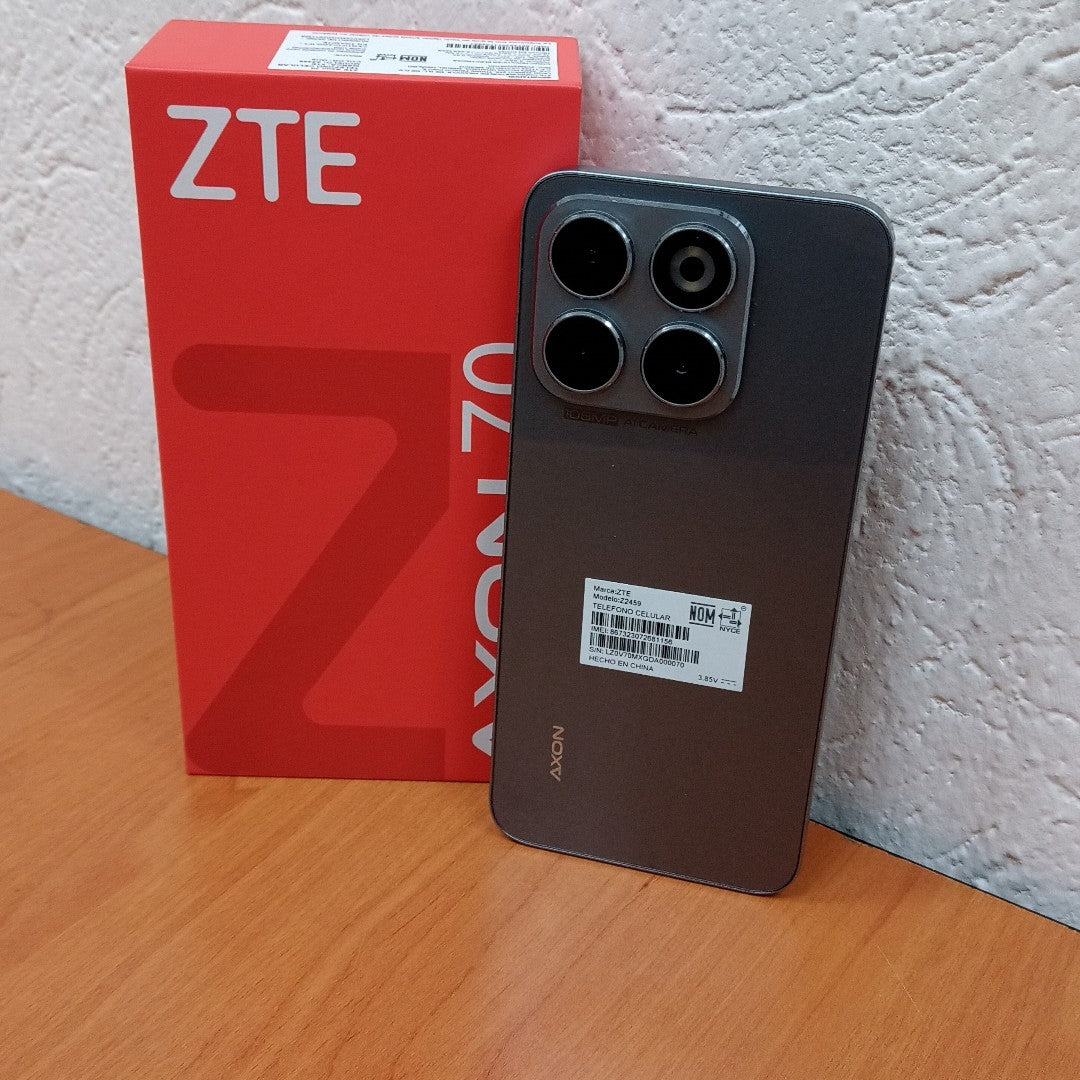 CELULAR ZTE AXON 70 Z2459 256 GB 6 GB RAM (SEMINUEVO)