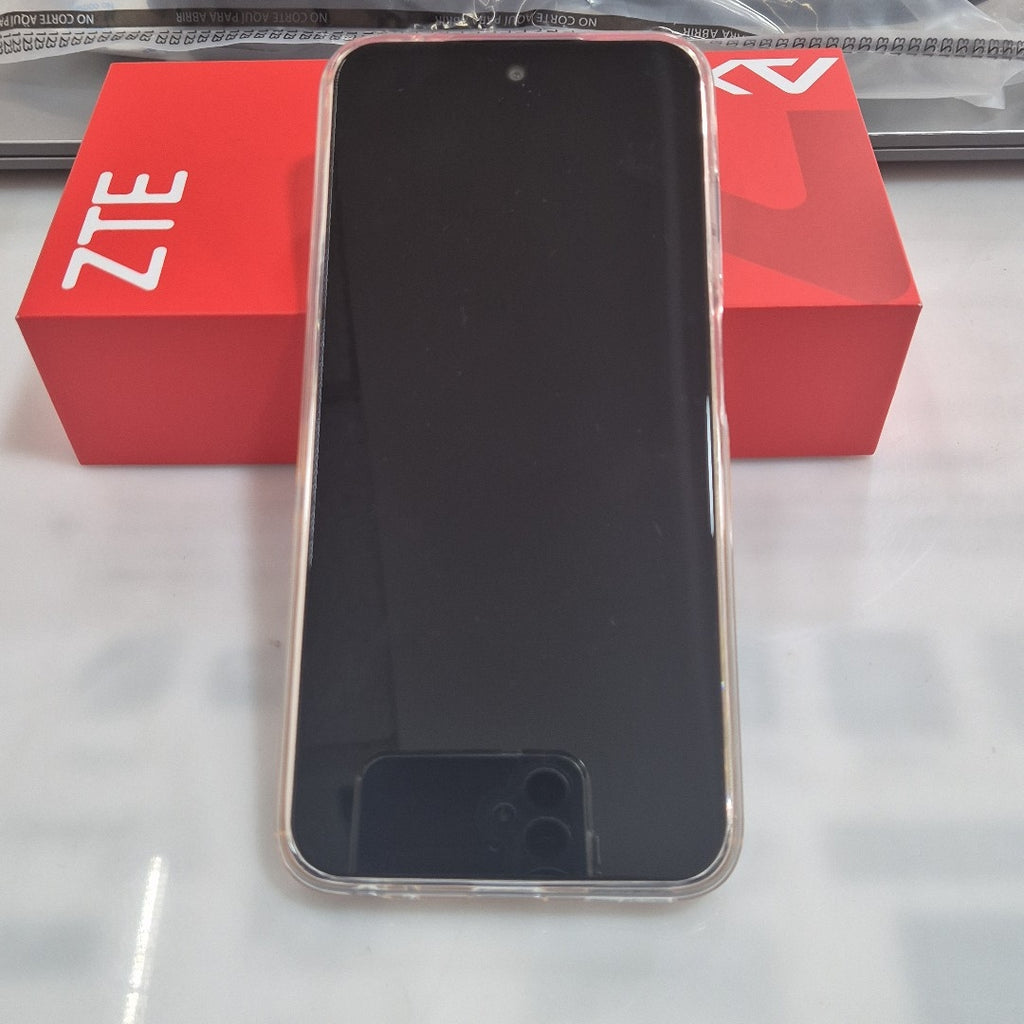 CELULAR ZTE AXON 70 Z2459 256 GB 6 GB RAM (SEMINUEVO)
