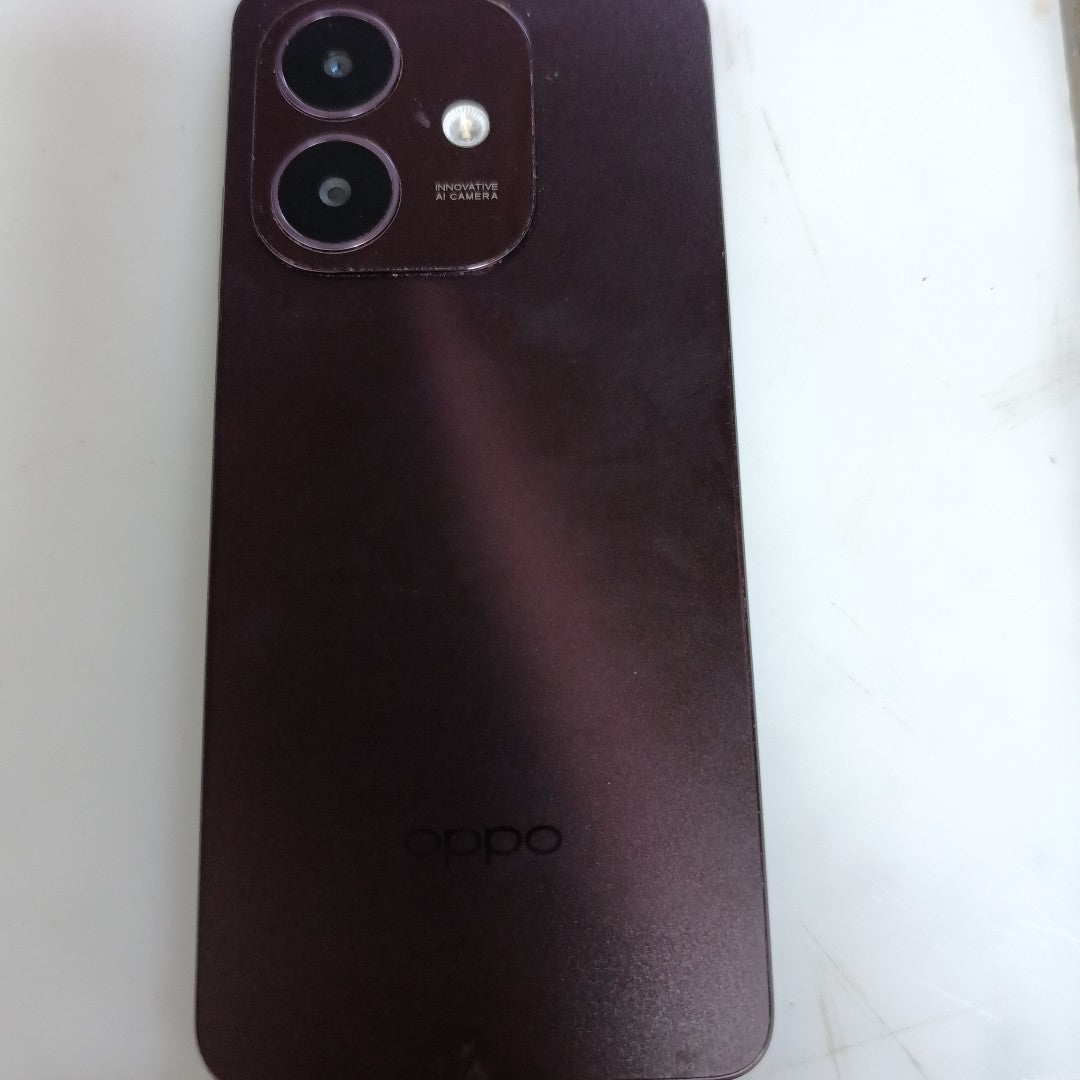 CELULAR OPPO  A40 CPH2669 (2024) 256 GB 4 GB RAM (SEMINUEVO)