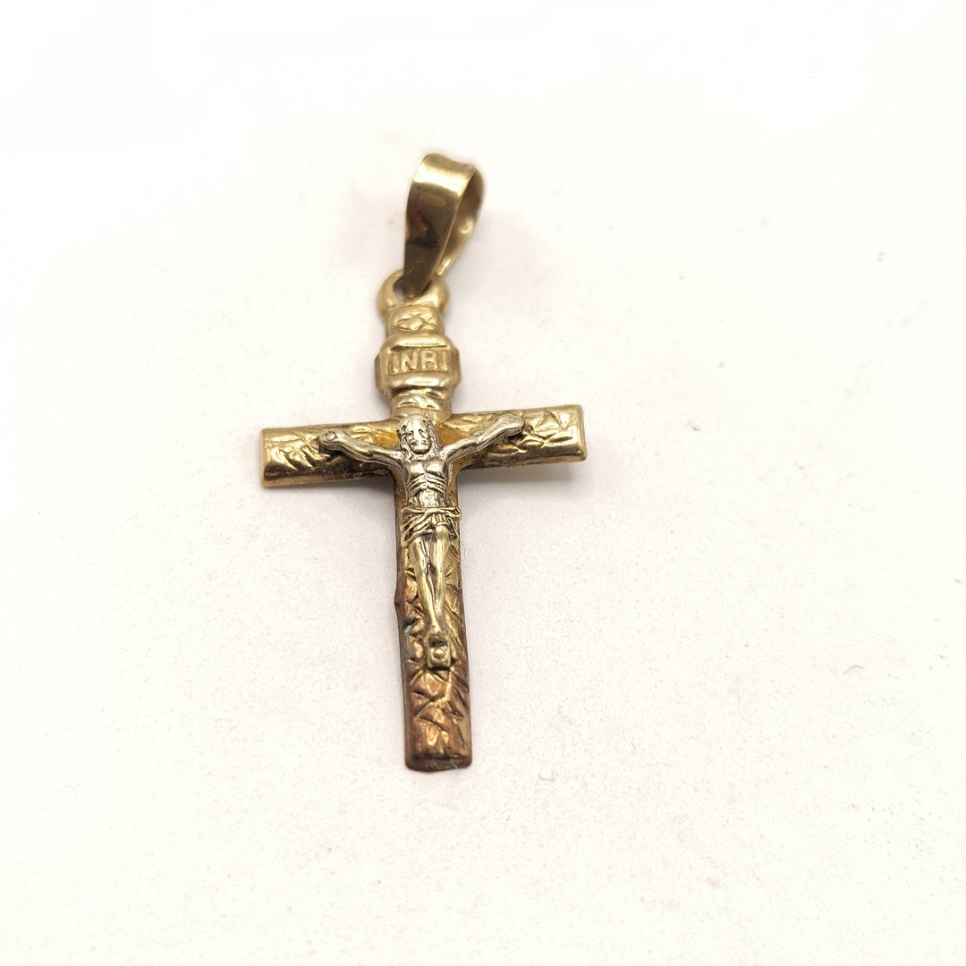 CRUZ, DIJE ORO 10 K 0.7 GRMS (SEMINUEVO)