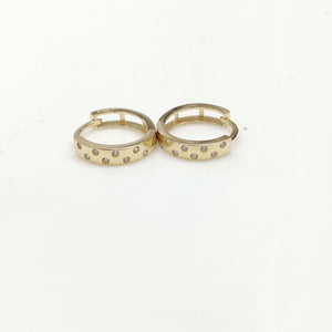 ARRACADAS PAR ORO 14 K 1.6 GRMS (SEMINUEVO)