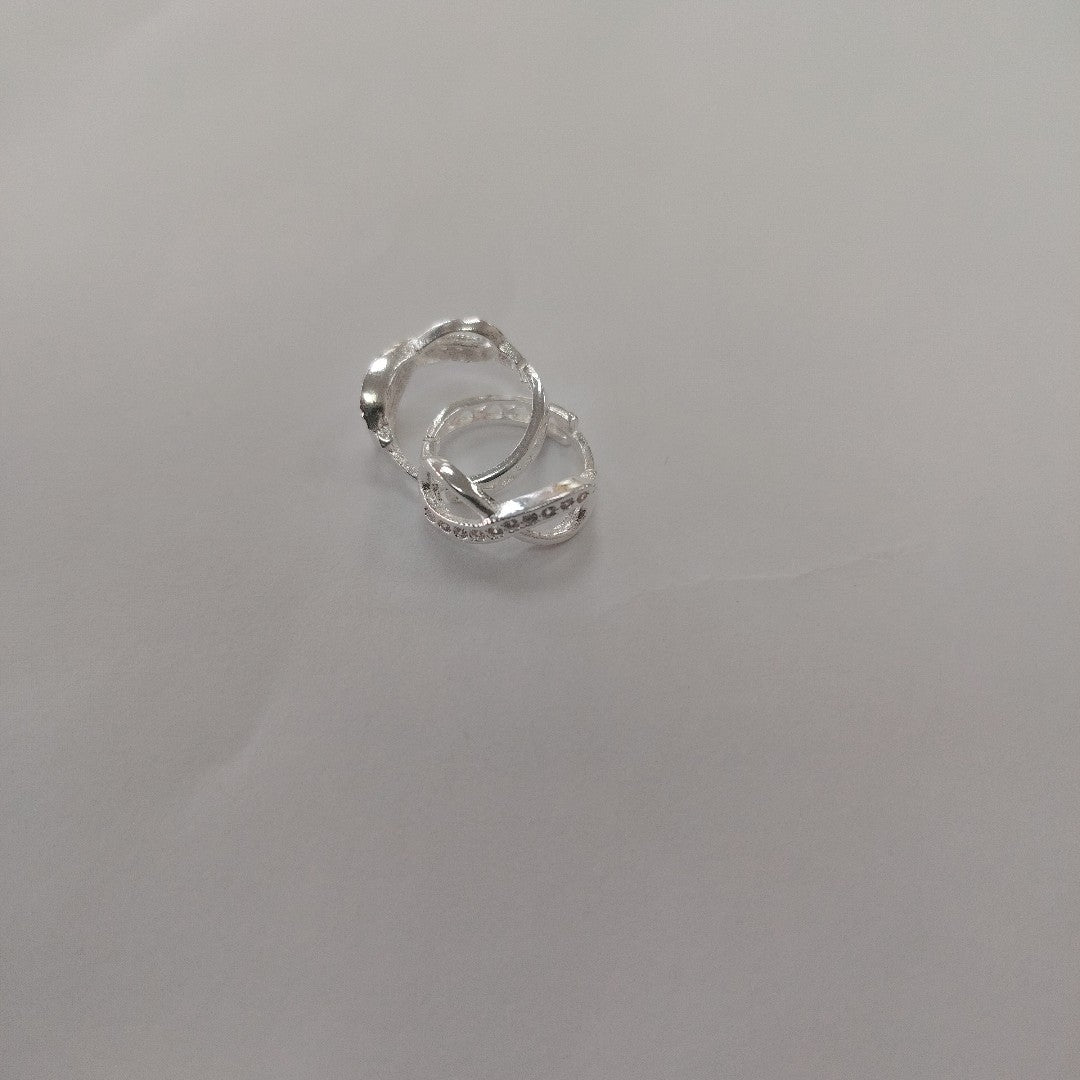 HUGGIES INFINITO CIRCONIAS PLATA .925 2.4 GR (NUEVO)