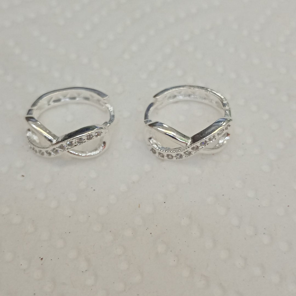 HUGGIES INFINITO CIRCONIAS PLATA .925 2.4 GR (NUEVO)