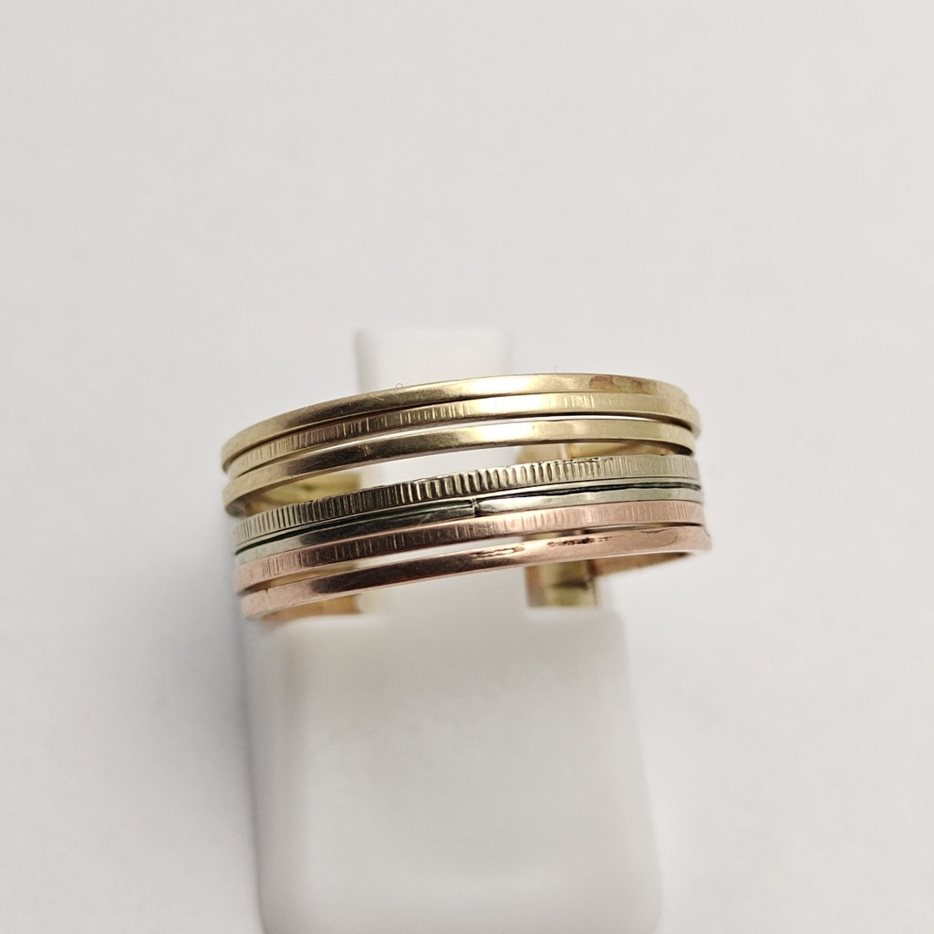 ANILLITO, SEMANARIO DE ARGOLLAS ORO, ORO COMBINADO 10 K 2 GRMS (SEMINUEVO)