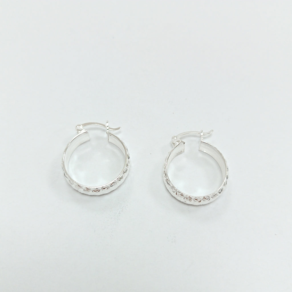 PAR ARRACADAS FACETADAS PLATA .925 3.2 GR (NUEVO)