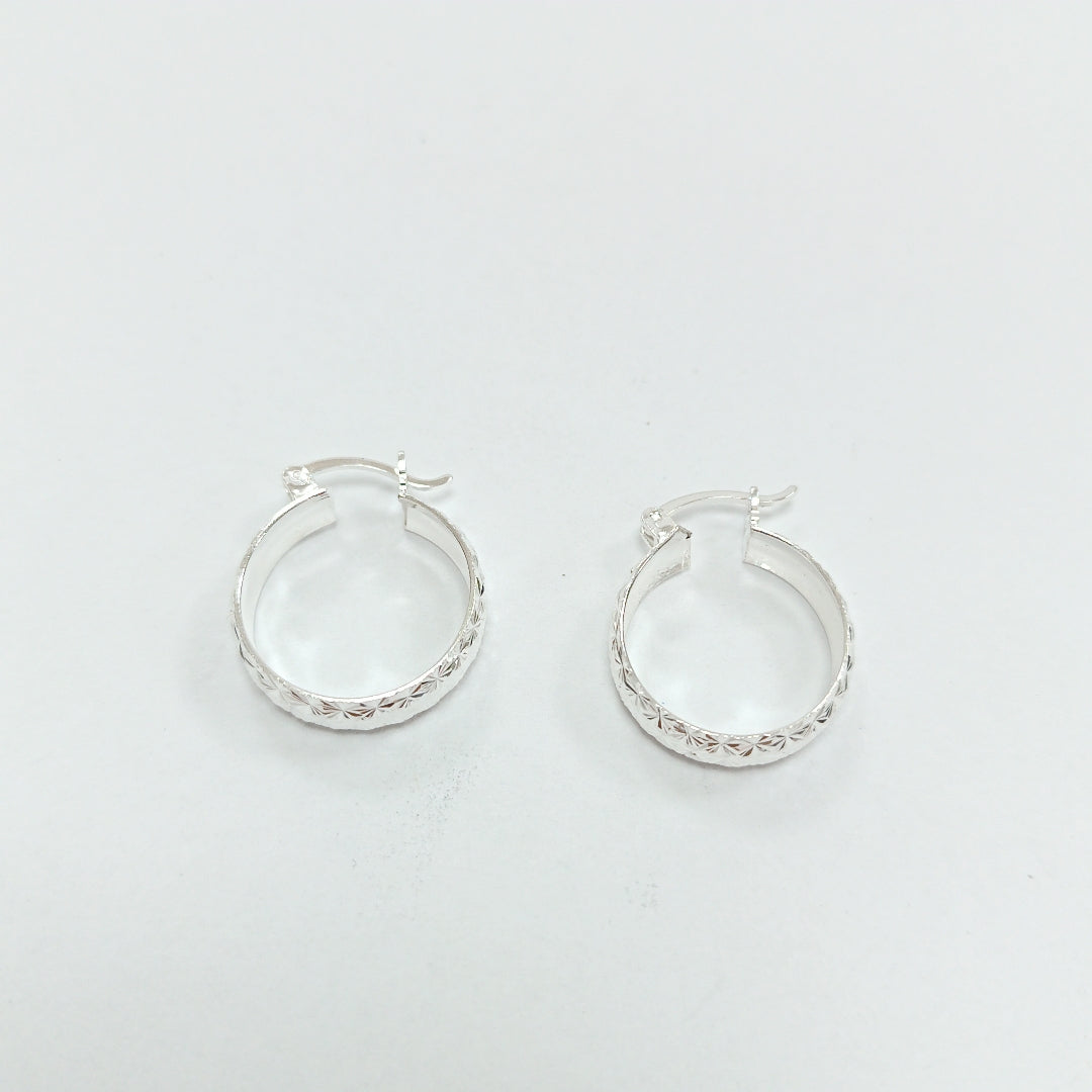 PAR ARRACADAS FACETADAS PLATA .925 3.2 GR (NUEVO)