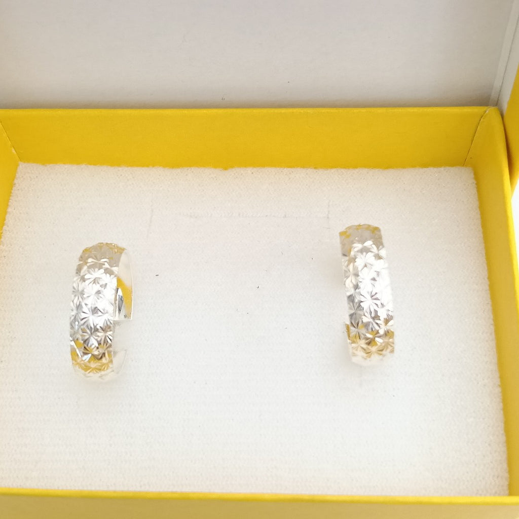 PAR ARRACADAS FACETADAS PLATA .925 3.3 GR (NUEVO)