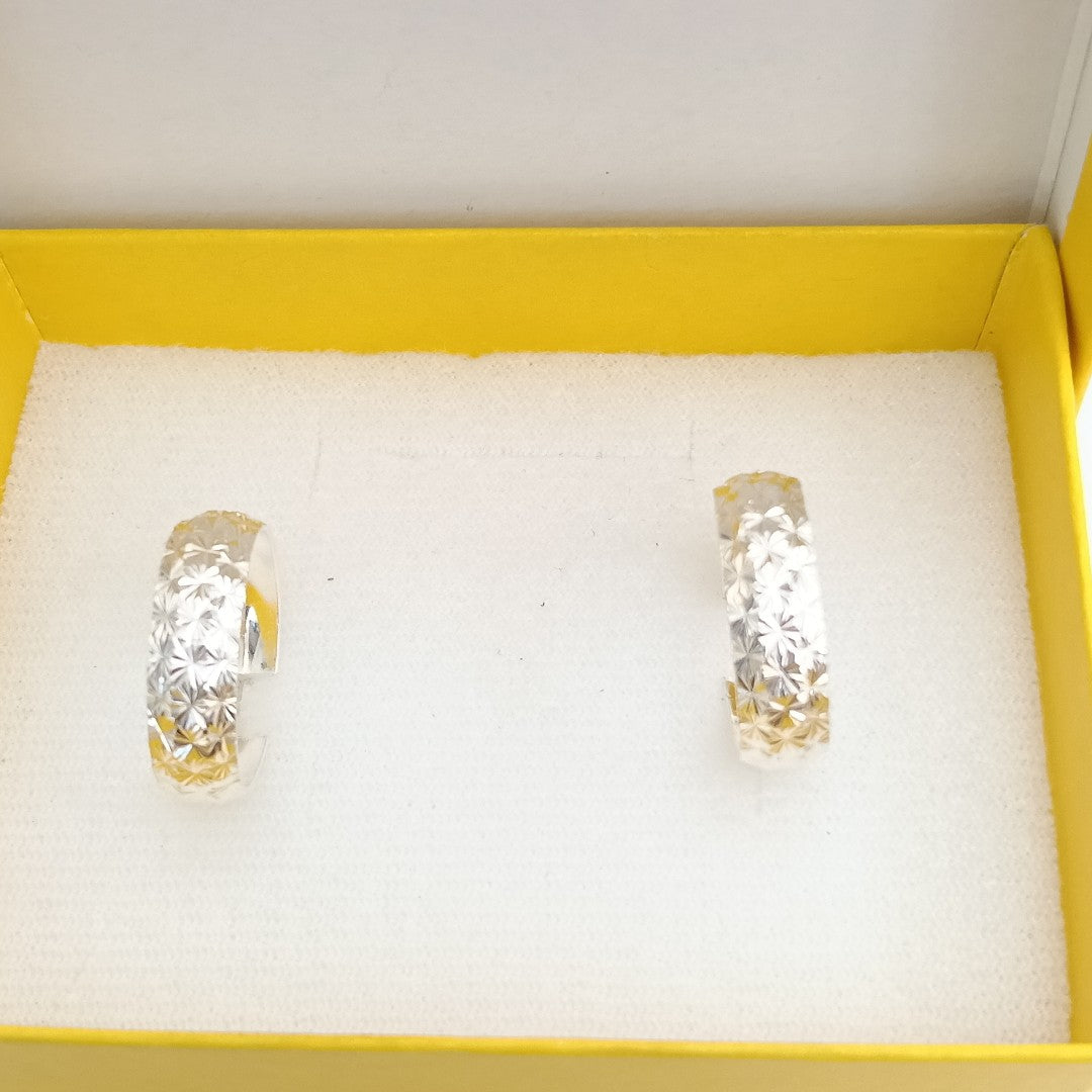 PAR ARRACADAS FACETADAS PLATA .925 3.3 GR (NUEVO)