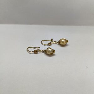 ARETES PAR ORO 14 K 3.4 GRMS (SEMINUEVO)