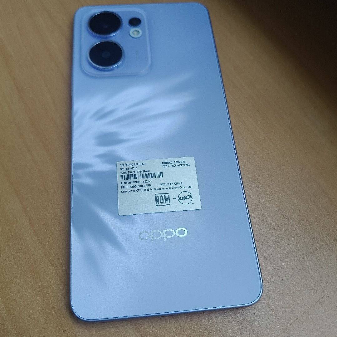 CELULAR OPPO  RENO 13F 5G CPH2699 (2025) 256 GB 12 GB RAM (SEMINUEVO)