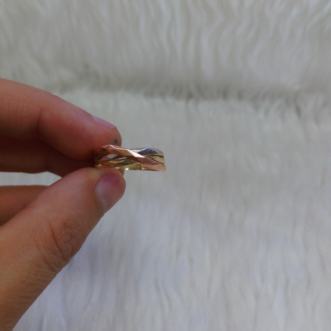 ANILLITO ORO COMBINADO 10 K 3.1 GRMS (SEMINUEVO)