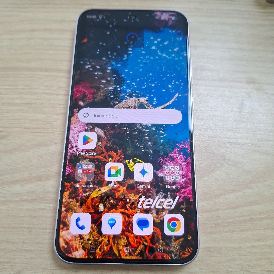 CELULAR OPPO  A6 PRO CPH2781 (2025) 256 GB 8 GB RAM (SEMINUEVO)