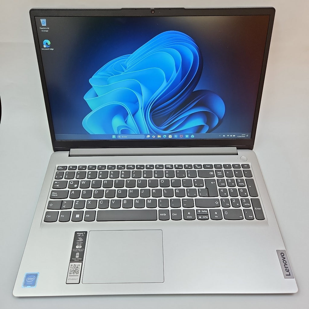 LAPTOP LENOVO IDEAPAD 1 15IGL7 (2022) 128 GB SSD 8 GB RAM (SEMINUEVO)