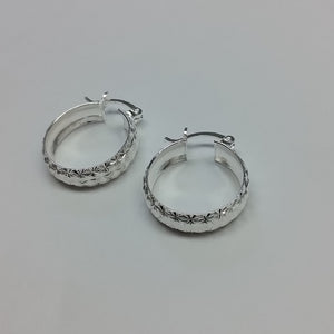 PAR ARRACADAS FACETADAS PLATA .925 3.4 GR (NUEVO)