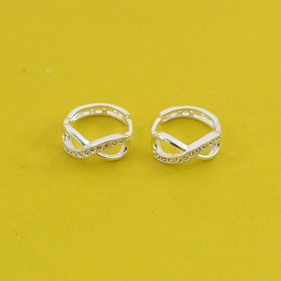 HUGGIES INFINITO CIRCONIAS PLATA .925 2.4 GR (NUEVO)