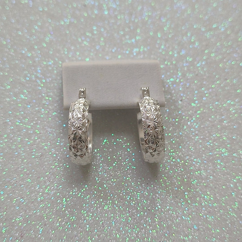 PAR ARRACADAS FACETADAS PLATA .925 3.2 GR (NUEVO)
