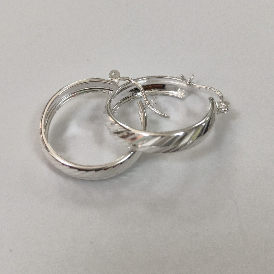 PAR ARRACADAS FACETADAS PLATA .925 2.3 GR (NUEVO)