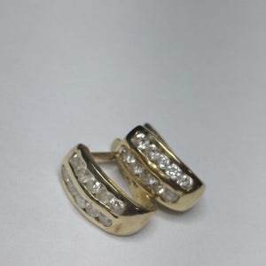 ARETES PAR ORO 14 K 2.7 GRMS (SEMINUEVO)